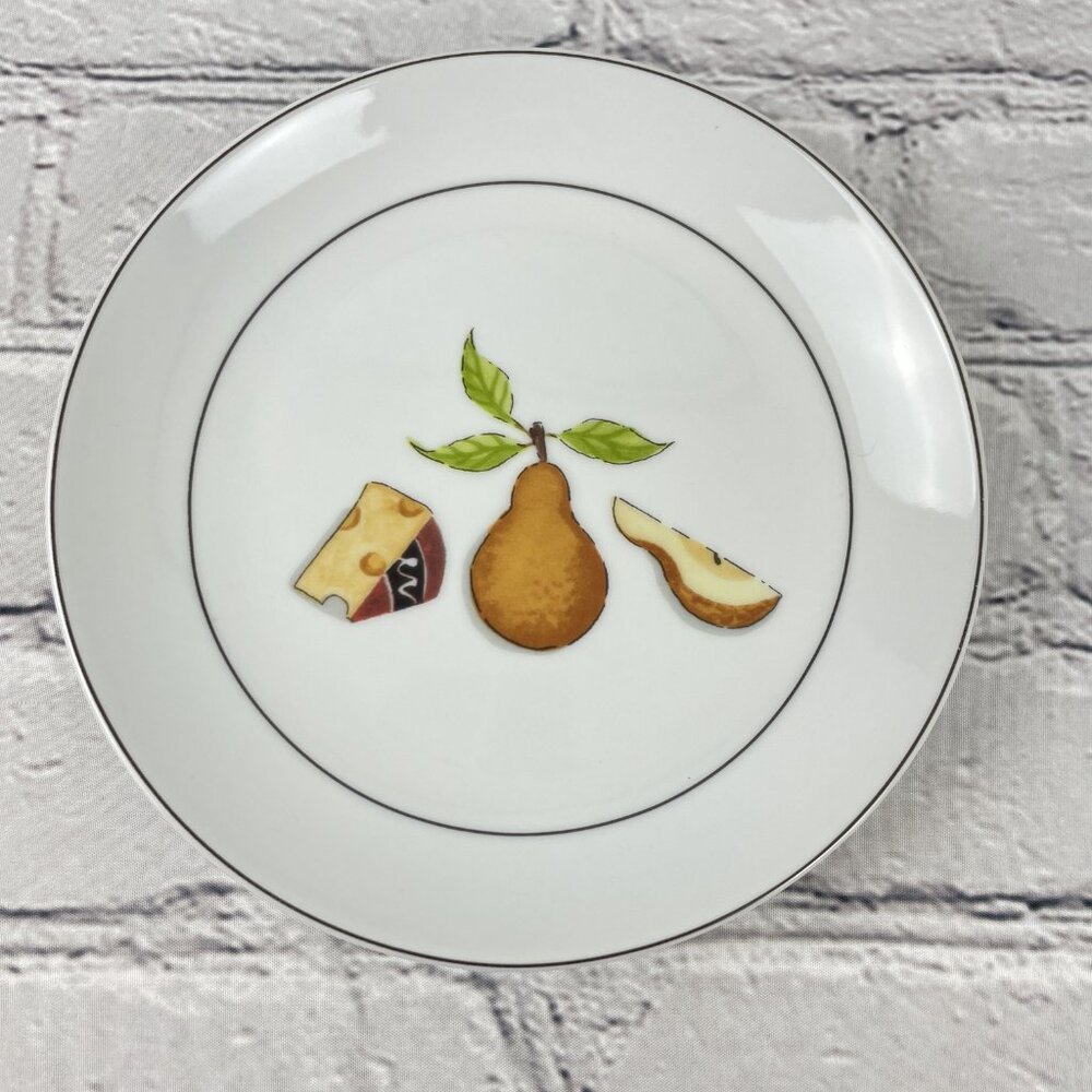 Crate & Barrel Nancy Green Fruit Fromage Appetizer Plates Set of 4 - Picture 5 of 8